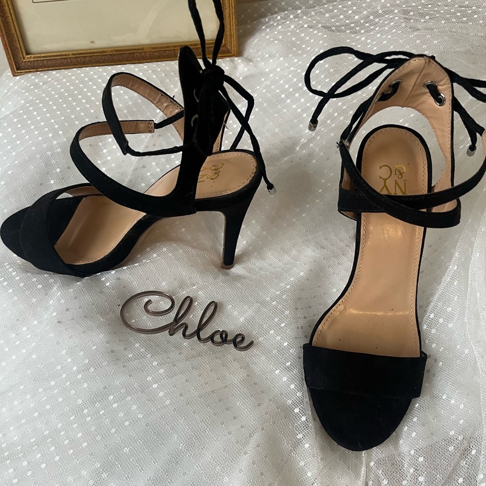 NY&C faux suede black strappy 4 inch heels